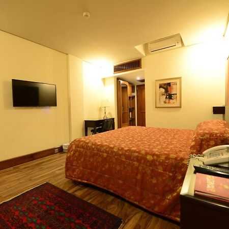 Regency Inn Hotel لاهور المظهر الخارجي الصورة