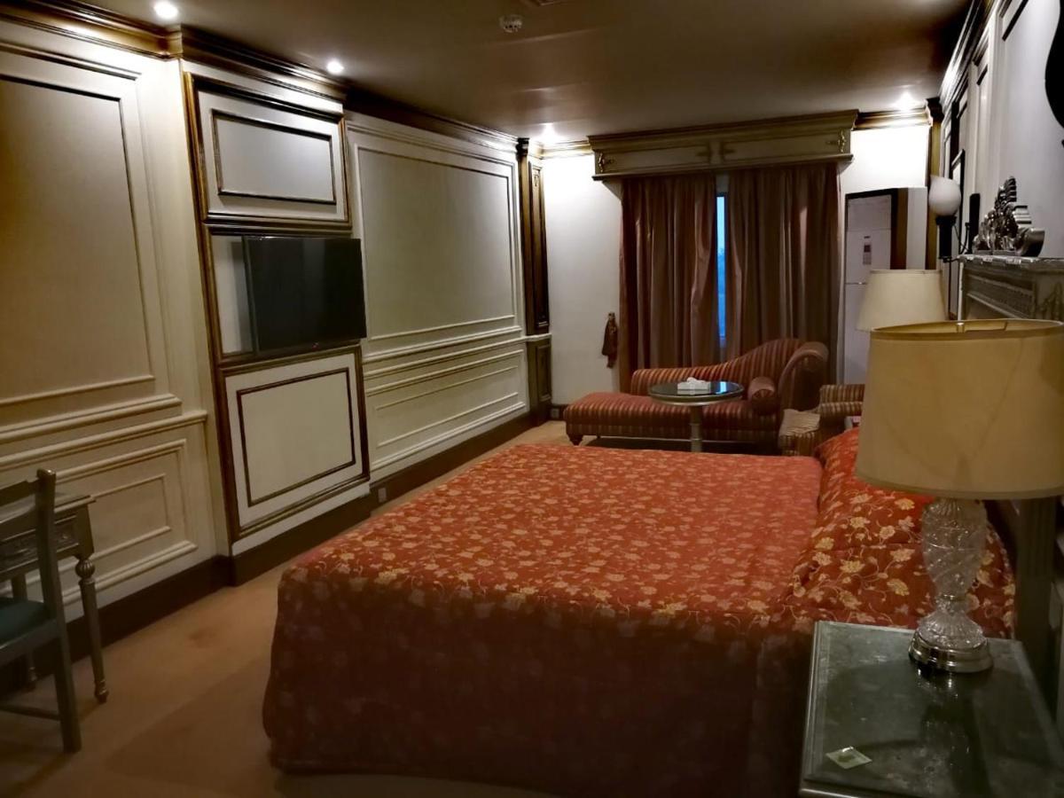 Regency Inn Hotel لاهور المظهر الخارجي الصورة