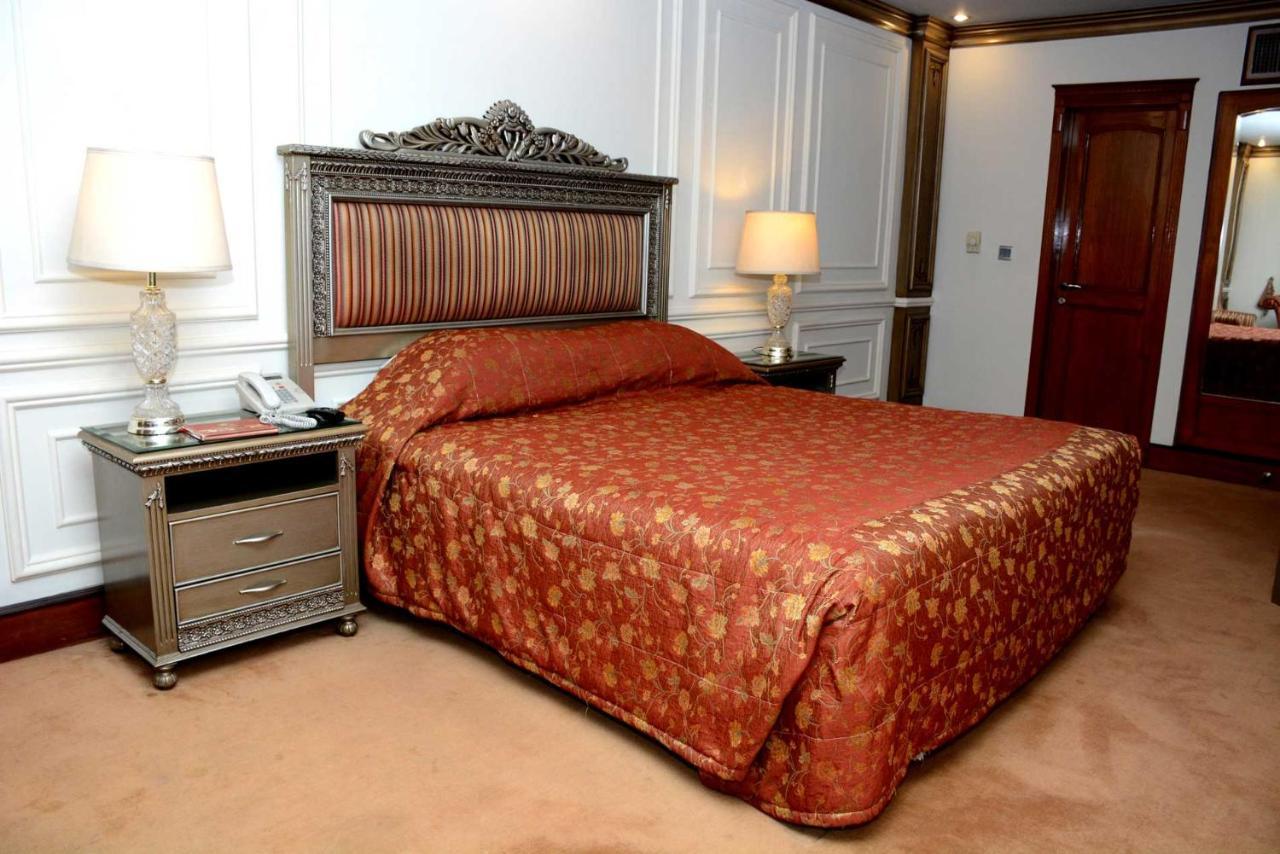 Regency Inn Hotel لاهور المظهر الخارجي الصورة